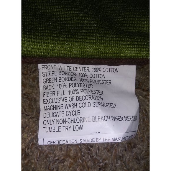 Cracker Barrel Old Country Rabbit Quilt Family Raised On Love 50 x 60 Inch Flora - Picture 6 of 10